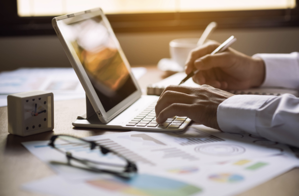 5 Magnets Your Business Needs This Summer
