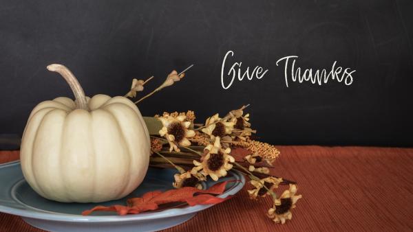 Magnetic Mason Jar Craft: Thanksgiving Edition