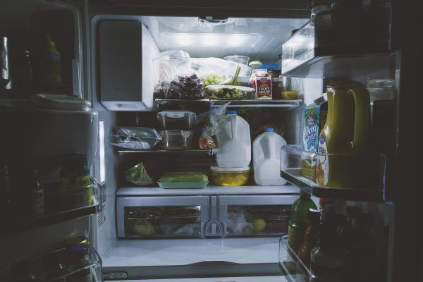 DIY Customized Magnetic Fridge Containers
