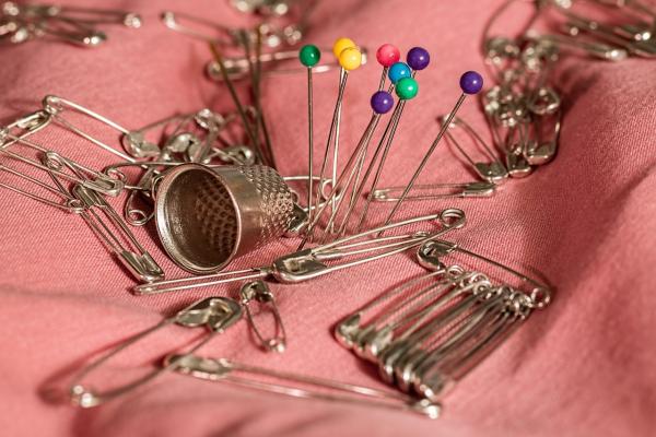 DIY Magnetic Pin Dish