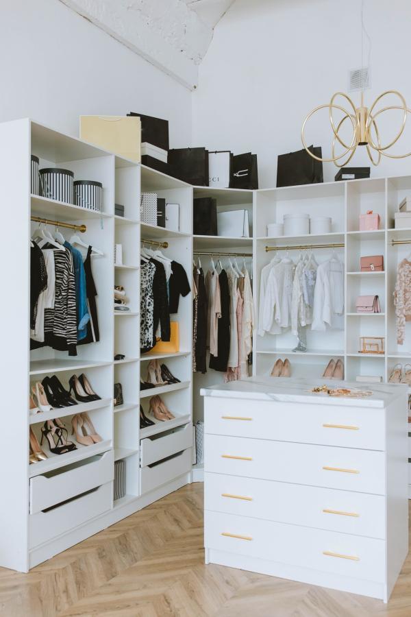 Tackle Your Next Interior Design Project with a DIY Magnet Stud Finder