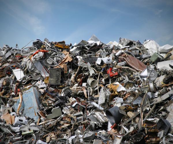 Magnets Used in Scrap Yards