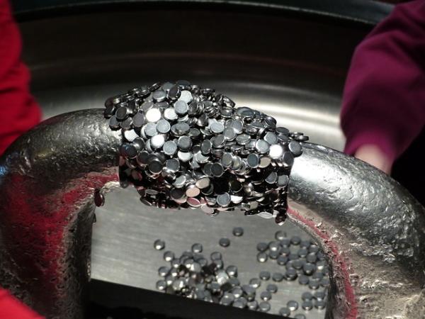 8 Strange Facts About Magnets and Magnetism