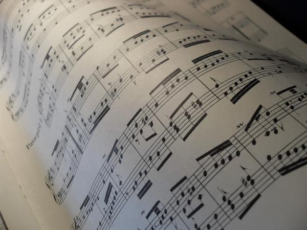 DIY Magnetic Sheet Music Tutor
