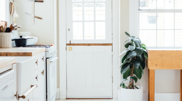 Spring Cleaning Your Kitchen Using Magnets