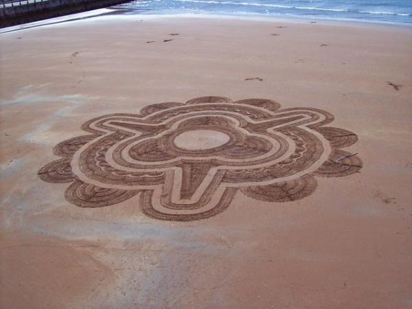 DIY Magnetic Sandbox