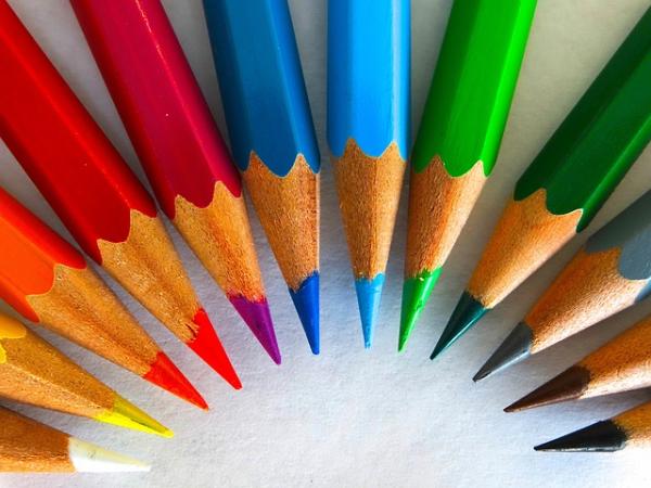 DIY Magnetic Pencil Case