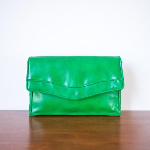 How to Install a Magnetic Clasp to a Purse or Wallet