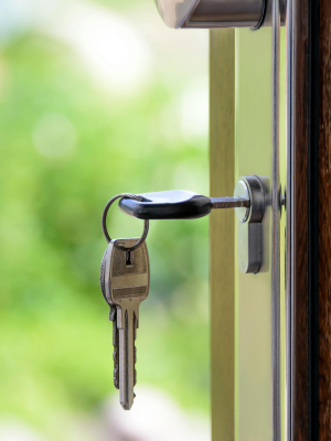 3 Easy Magnet Hacks to Try at Home