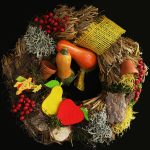 DIY Magnetic Fall Wreath: One Wreath, Three Months of Fall Decor